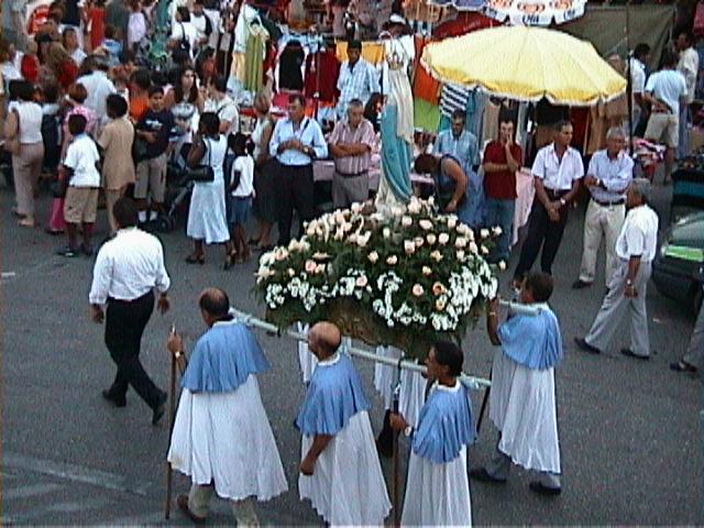 gal/Nossa_Senhora_de_Encarnacao_2004/carvoeiro 29-8-04 013.jpg